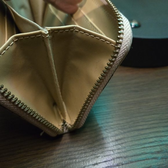 Coach Leatherware Wallet - Picture 7 of 11